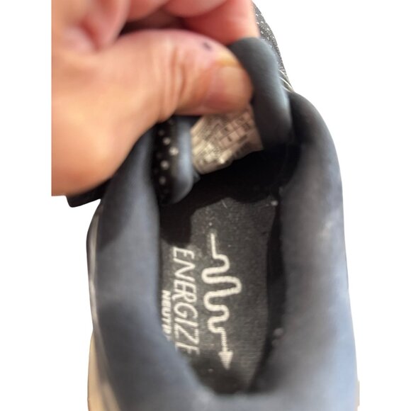 Brooks Levitate Womens black running sneakers  shoes size 6B SKU 8808 - Picture 11 of 14